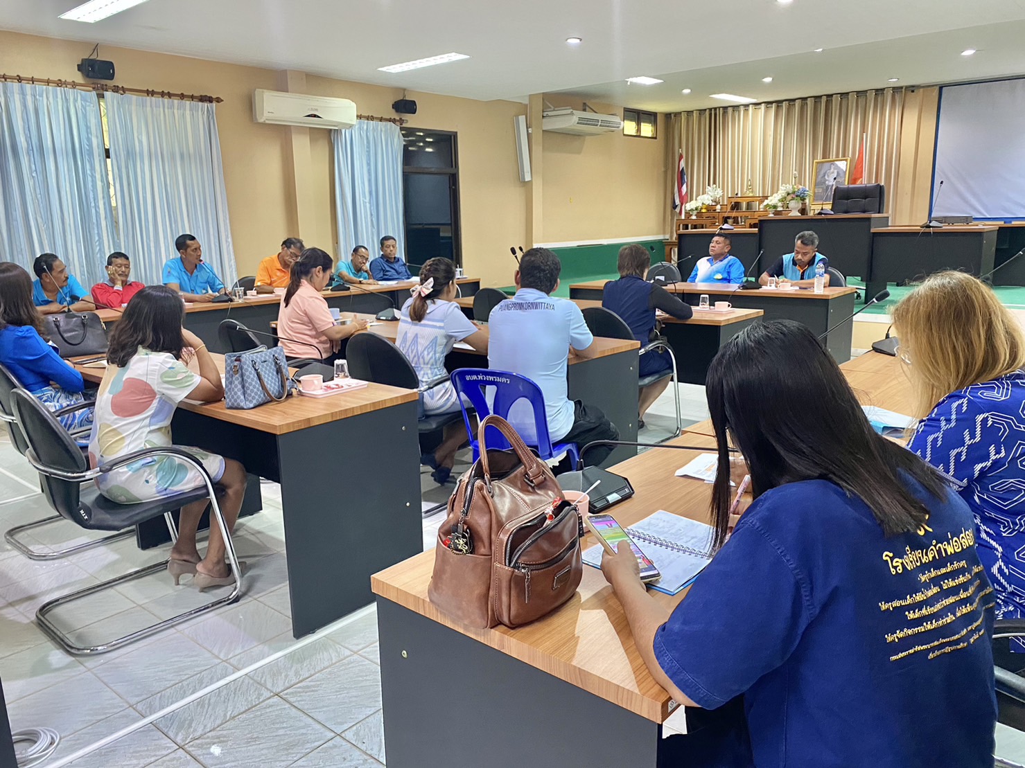 ประชุมร่วมกันเพื่อวางแผนเตรียมความพร้อมในโครงการจัดการแข่งขันกรีฑาเด็ก เยาวชน และประชาชนขององค์กรปกครองส่วนท้องถิ่น อำเภอเคียนซา